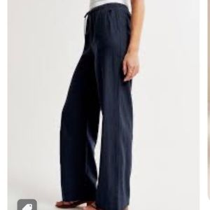 Abercrombie & Fitch Black linen blend pull on pants